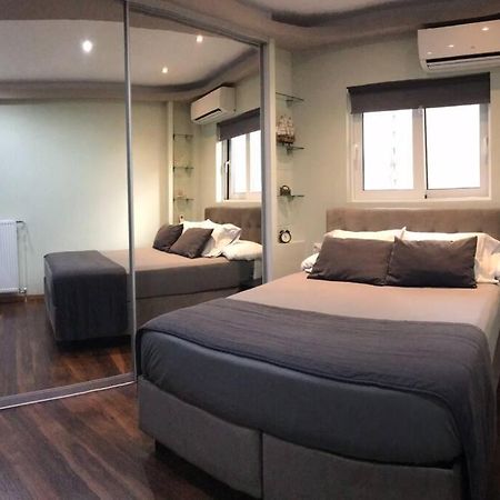 Finer Things Flisvos Beach Condo In Palaio Faliro Aten Exteriör bild