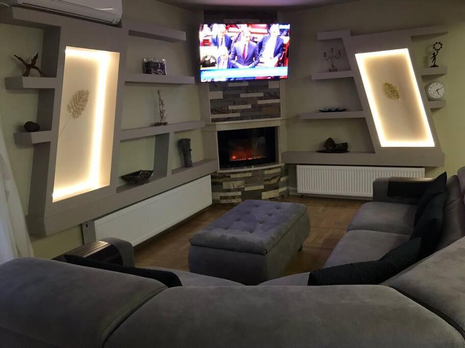 Finer Things Flisvos Beach Condo In Palaio Faliro Aten Exteriör bild