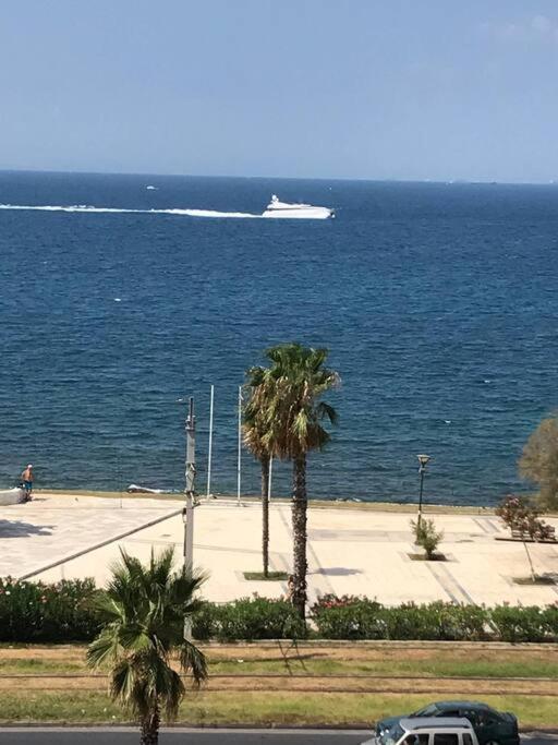 Finer Things Flisvos Beach Condo In Palaio Faliro Aten Exteriör bild